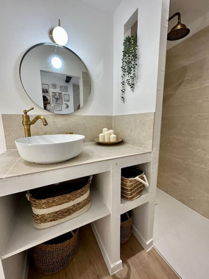 Chez Romeo & Sandro Pezenas Ngoại thất bức ảnh